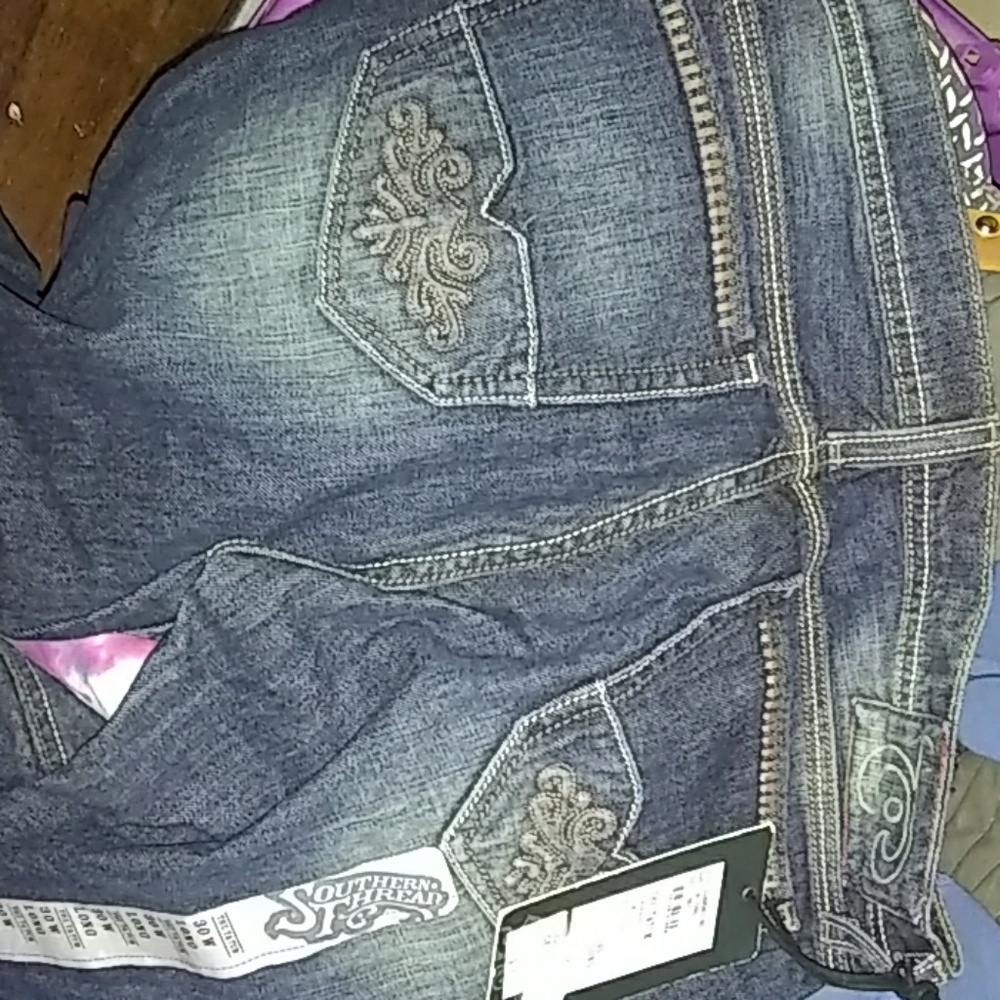 Size 30long women's Southern thread stretch.